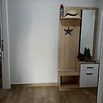 Niko's Apartment